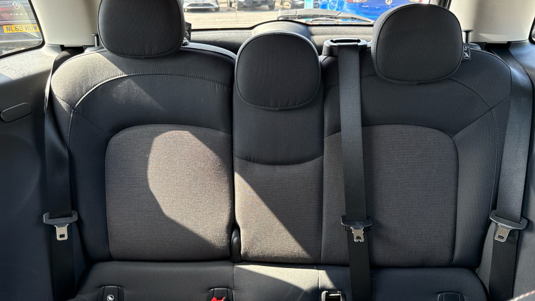 MINI Hatchback 1.5 Cooper 5dr Petrol Hatchback
